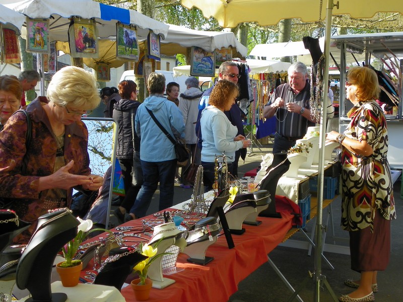 Marché traditionnel du DIMANCHE