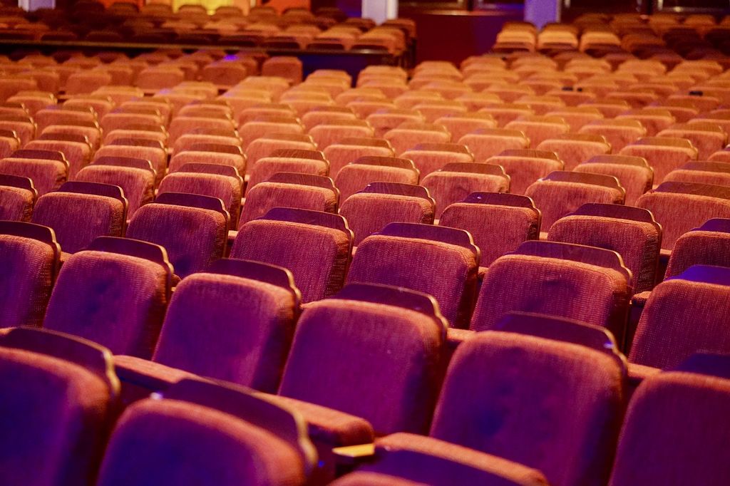 Théâtre : Et pendant ce temps, Simone veille !