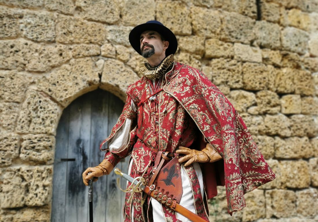 La cité de Mont de Marsan en pleine guerre de  ...