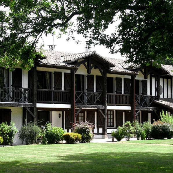 L’Auberge des Pins - Le pied à terre idéal !